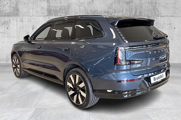 Volvo EX90 3 of 23