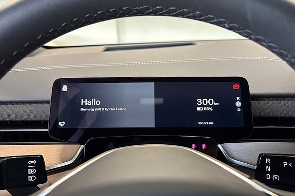 Volvo EX90 20 of 23
