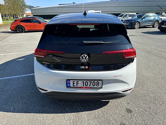 Volkswagen ID.3 6 of 17