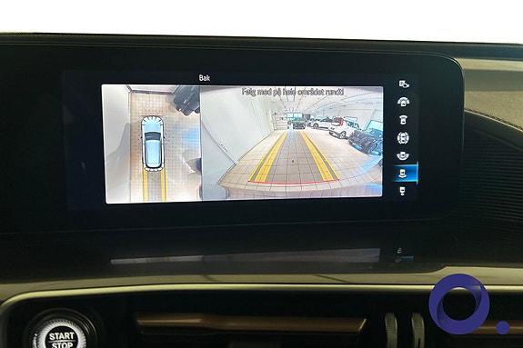 Mercedes-Benz EQC400 16 of 24