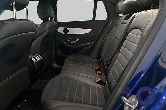 Mercedes-Benz EQC400 11 of 24