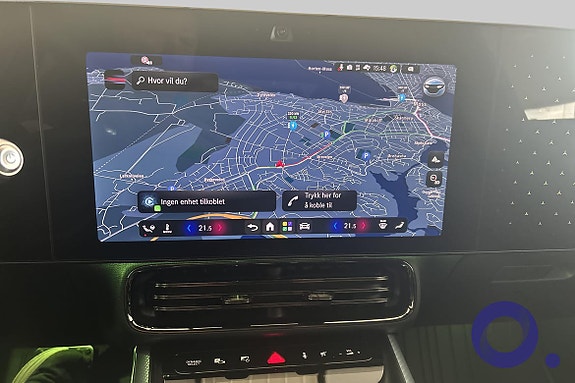 Mercedes-Benz CLA350 15 of 20