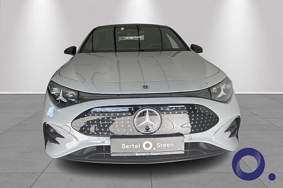 Mercedes-Benz CLA350 9 of 20