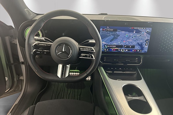 Mercedes-Benz CLA350 13 of 20