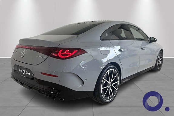 Mercedes-Benz CLA350 6 of 20