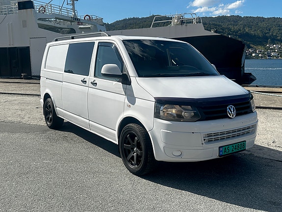 Volkswagen Transporter 8 of 26