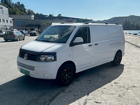 Volkswagen Transporter 10 of 26