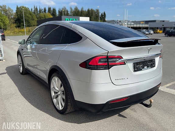 Tesla Model X 2 of 30