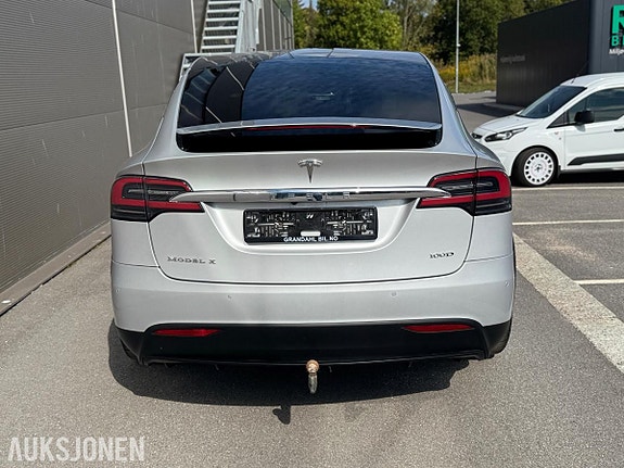 Tesla Model X 6 of 30