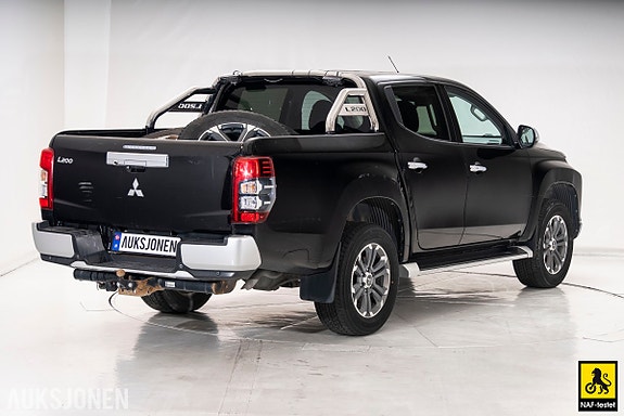 Mitsubishi L200 4 of 30