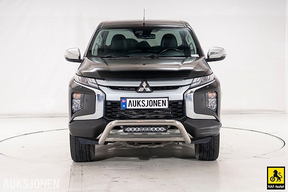 Mitsubishi L200 2 of 30