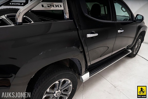 Mitsubishi L200 10 of 30