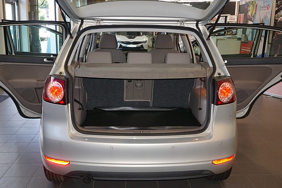 Volkswagen Golf Plus 17 of 30