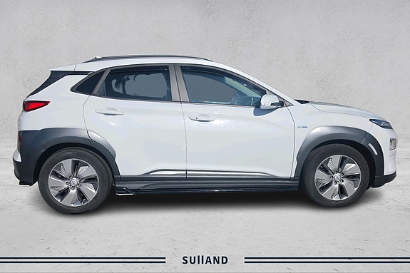 Hyundai Kona 6 of 30