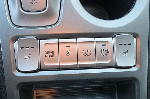 Hyundai Kona 26 of 30