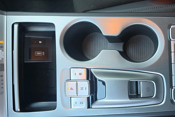 Hyundai Kona 27 of 30
