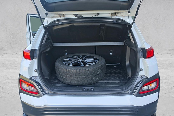 Hyundai Kona 18 of 30