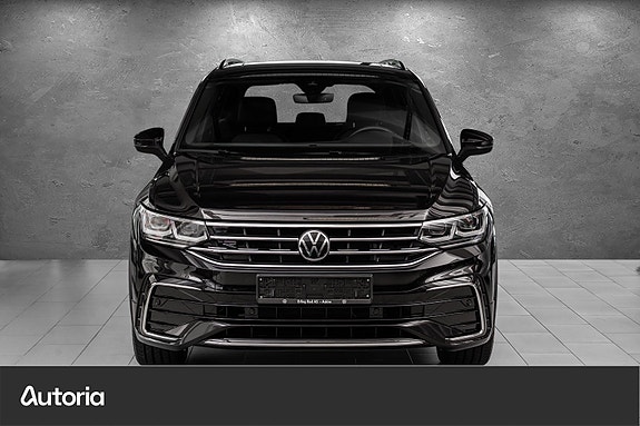 Volkswagen Tiguan 3 of 28