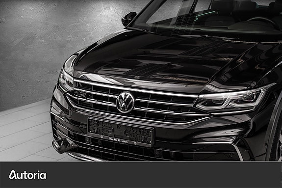 Volkswagen Tiguan 2 of 28