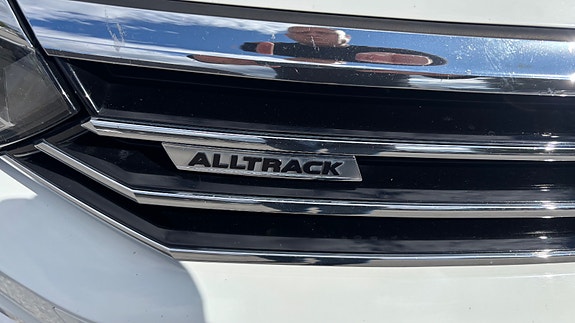Volkswagen Passat Alltrack 8 of 30