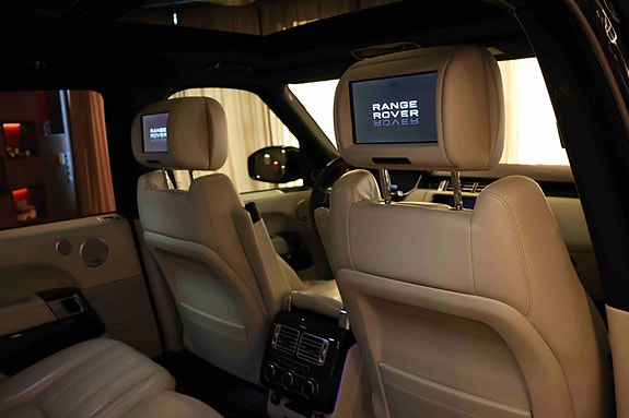 Land Rover Range Rover 15 of 30