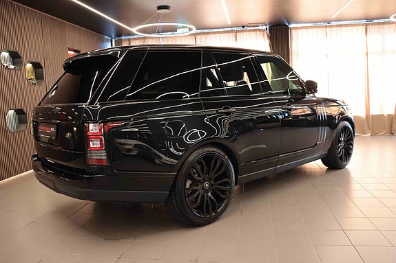 Land Rover Range Rover 8 of 30
