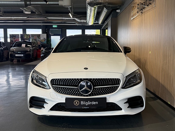 Mercedes-Benz C200 4 of 30