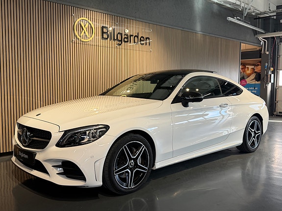Mercedes-Benz C200 8 of 30