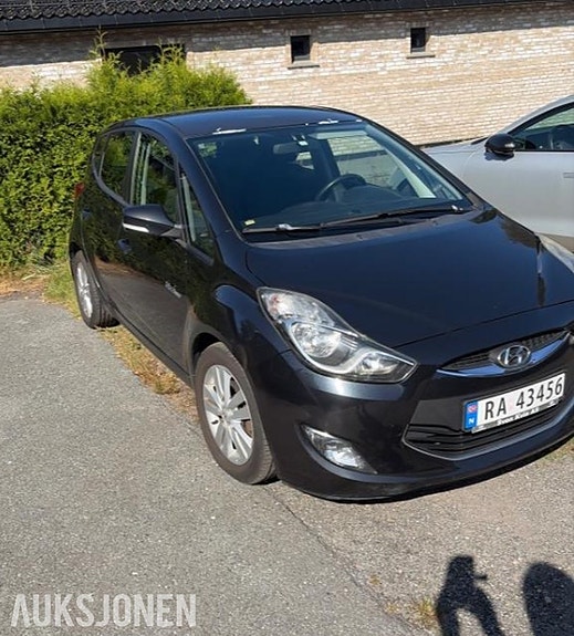 Hyundai ix20 3 of 16