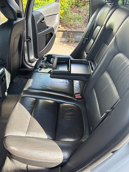 Volvo XC70 11 of 19
