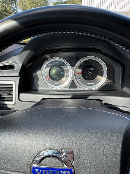 Volvo XC70 15 of 19