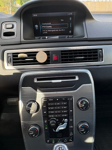 Volvo XC70 17 of 19
