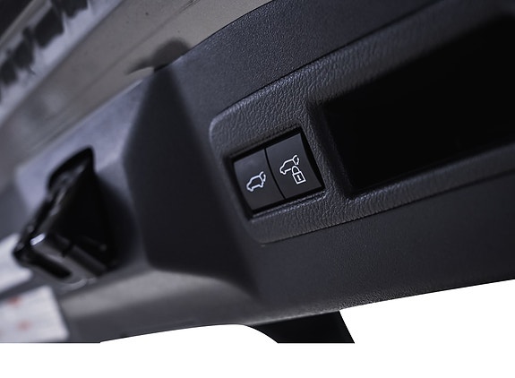 Subaru Solterra 29 of 30