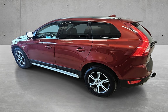 Volvo XC60 4 of 30