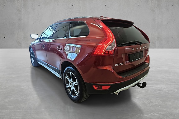 Volvo XC60 6 of 30