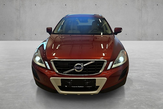 Volvo XC60 10 of 30