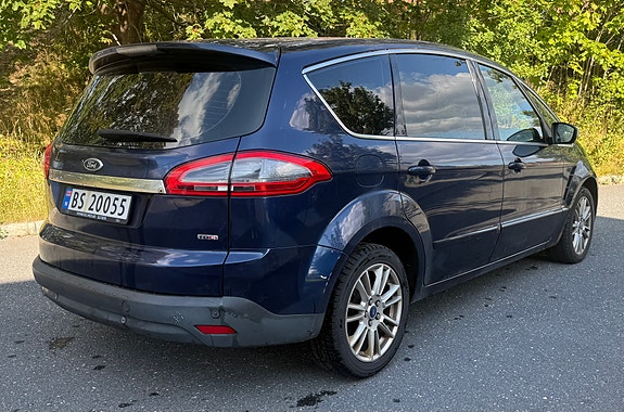 Ford S-MAX 3 of 10