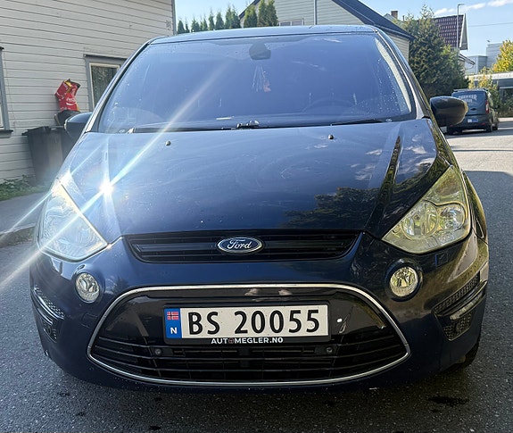 Ford S-MAX 2 of 10
