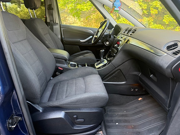 Ford S-MAX 9 of 10