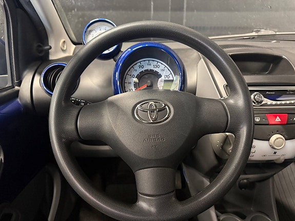 Toyota Aygo 9 of 16