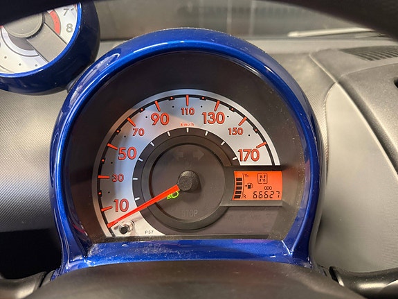 Toyota Aygo 10 of 16