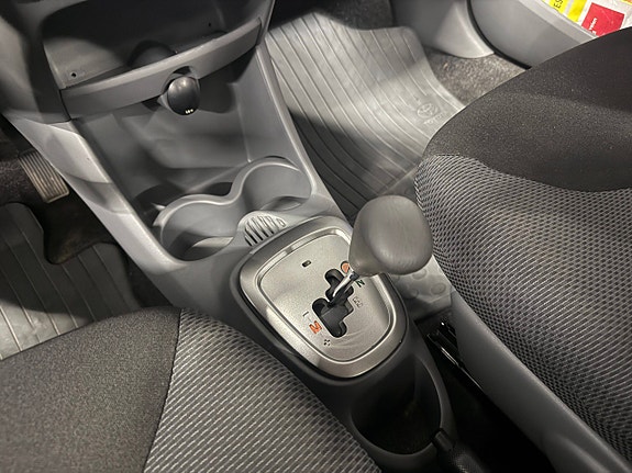 Toyota Aygo 13 of 16