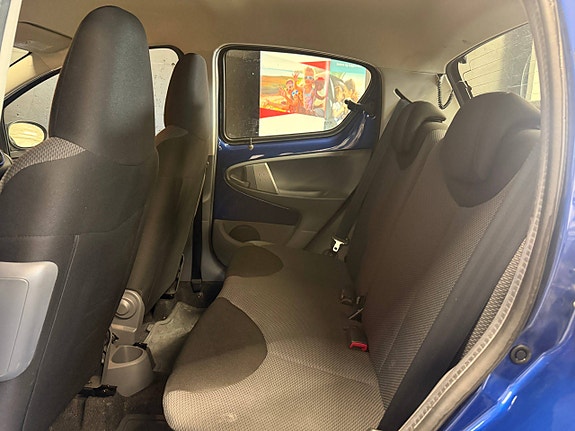 Toyota Aygo 15 of 16