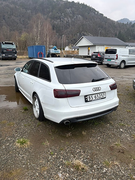 Audi A6 10 of 10