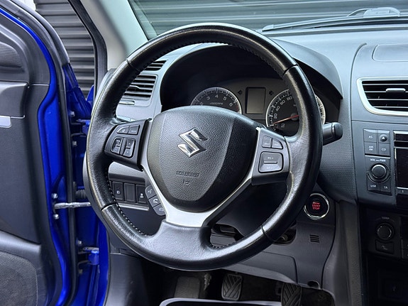 Suzuki Swift 12 of 23