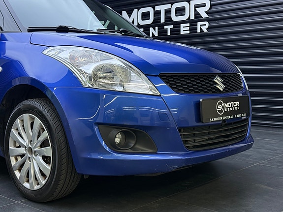 Suzuki Swift 3 of 23