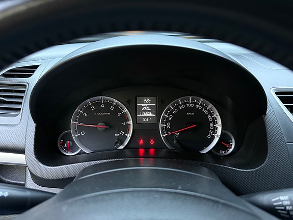 Suzuki Swift 14 of 23