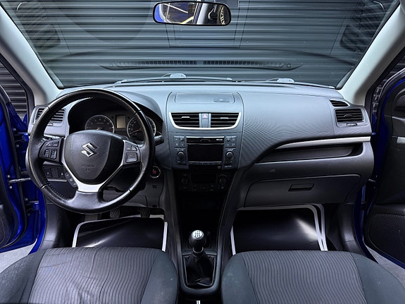 Suzuki Swift 9 of 23