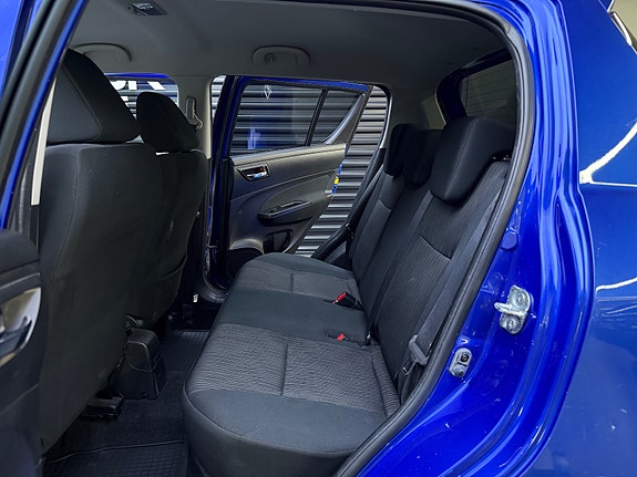 Suzuki Swift 19 of 23