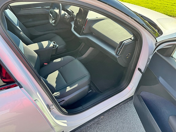Volvo EX30 20 of 20